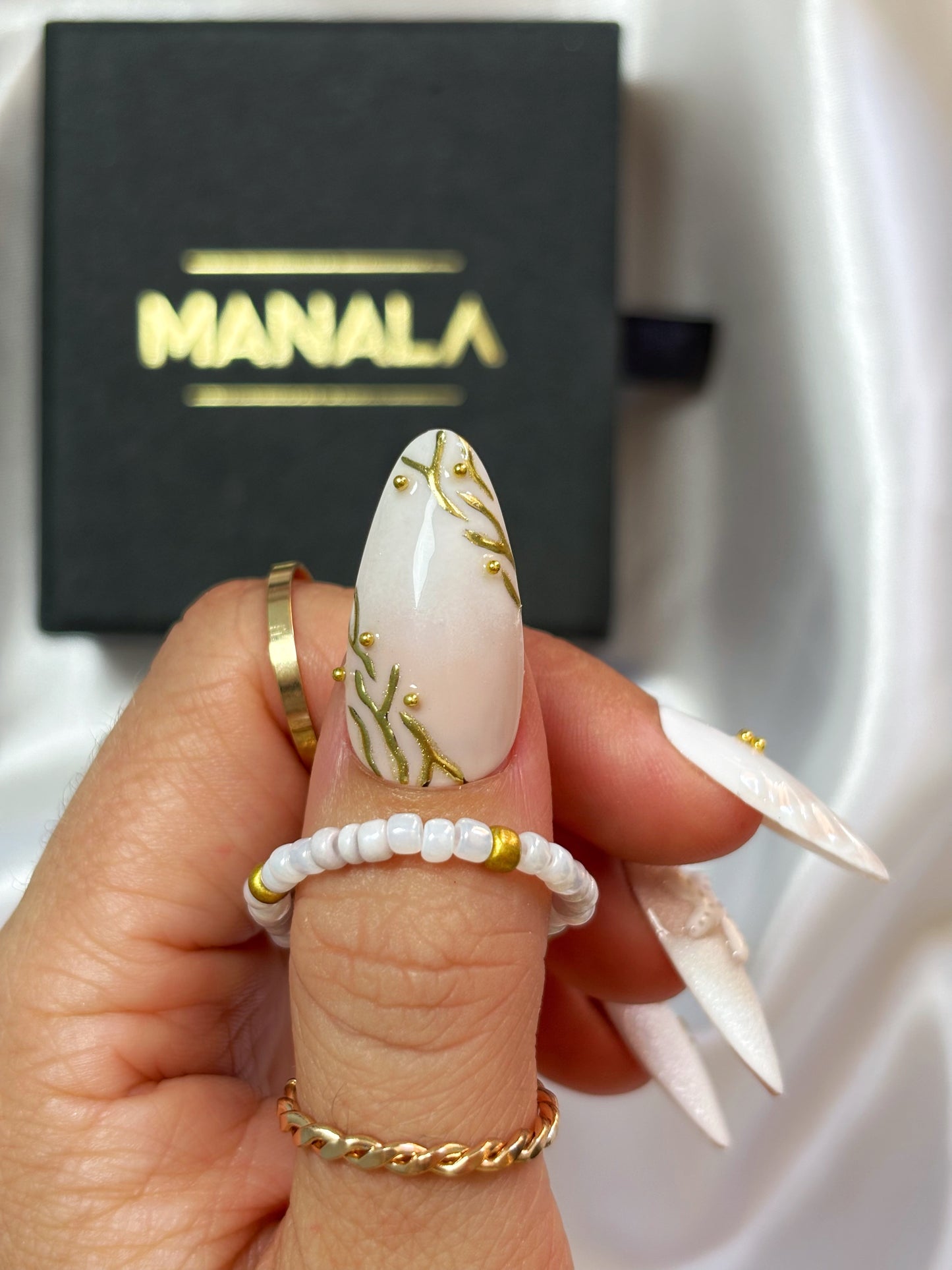 Sable blanc - Ongles press on nails faits main